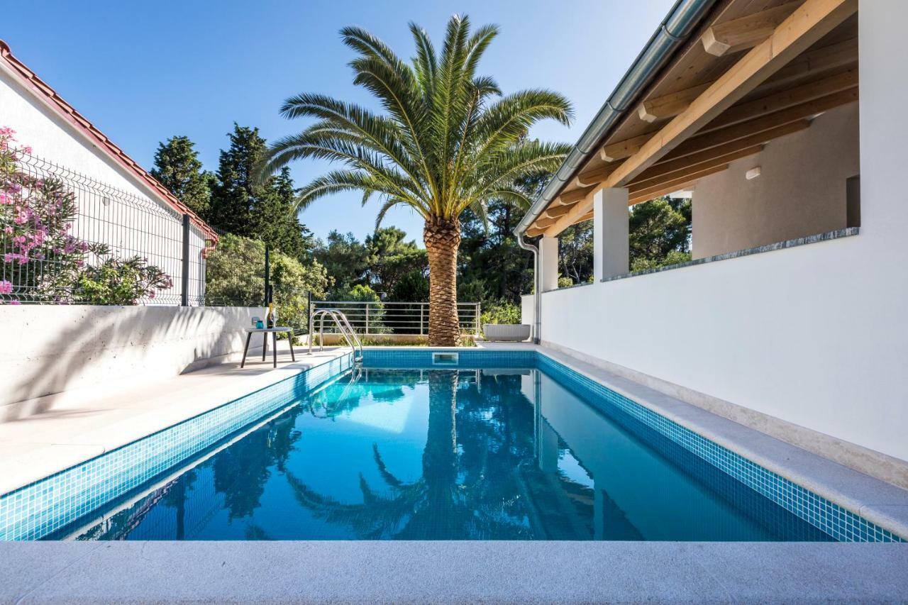 Villa Artaturi Mali Lošinj Eksteriør bilde